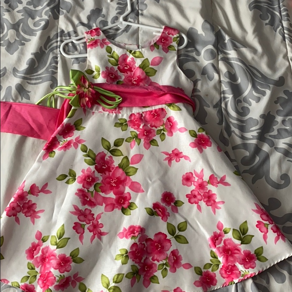 Girls flower dress